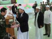 ผบ.ทบ.ลงพื้นที่พบผู้นำศาสนาในนราธิวาส พร้อมประชุมงานมั่นคง