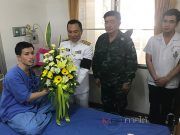 “สมเด็จพระเจ้าอยู่หัว” พระราชทานกระเช้าแก่ทหารที่บาดเจ็บจากเหตุระเบิดในปัตตานี