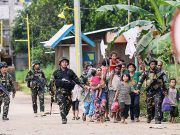 เหตุปัญหาความแร้นแค้น และเด็กด้อยโอกาสทางการศึกษา เยาวชนจึงผันตัวเข้าร่วมขบวนการก่อการร้ายทางตอนใต้ของฟิลิปปินส์