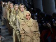 ฮะลีมะฮ์ สาววัย 19 ปี เเฟชั่นฮิญาบคนแรกในอเมริกา ที่ได้ร่วมงาน New York Fashion Week