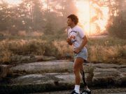 ‘Terry Fox’ เด็กหนุ่มที่ออกวิ่งกว่า 5,000 กิโลเมตรด้วยขาข้างเดียว เพื่อขอระดมทุนให้ผู้ป่วยโรคมะเร็ง