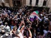 ชาวปาเลสไตน์หลายพันคนไว้อาลัย “ราซาน นัจญาร” พยาบาลสาว ผู้ตกเป็นเป้าพลซุ่มยิงอิสราเอล!